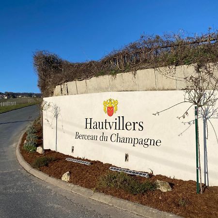 Le Petit Cesar Lägenhet Hautvillers Exteriör bild